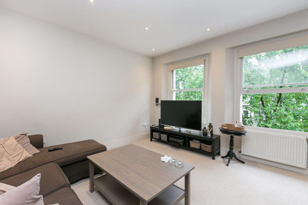 Property photo 2 of 5