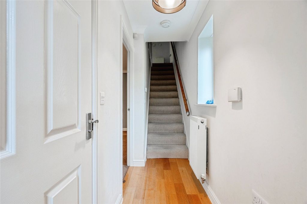 Property photo 2 of 19 Picture No. 03