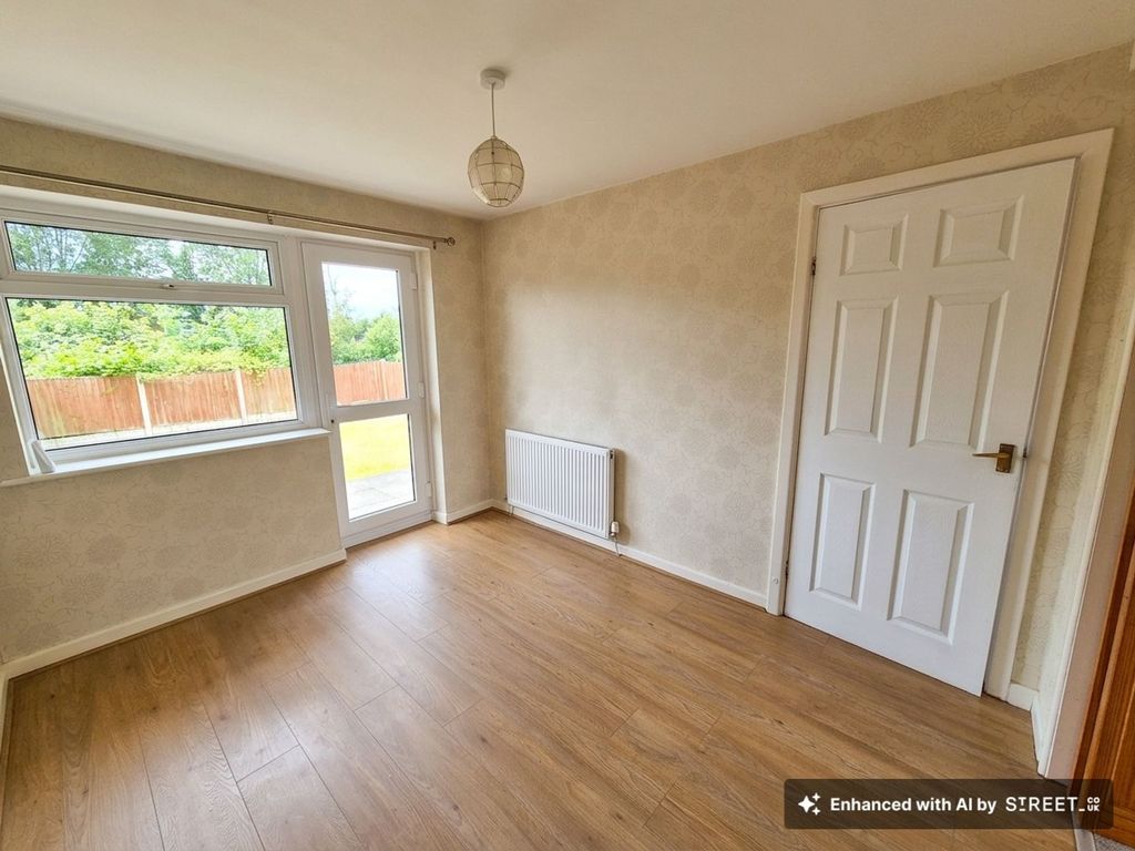 Property photo 3 of 26