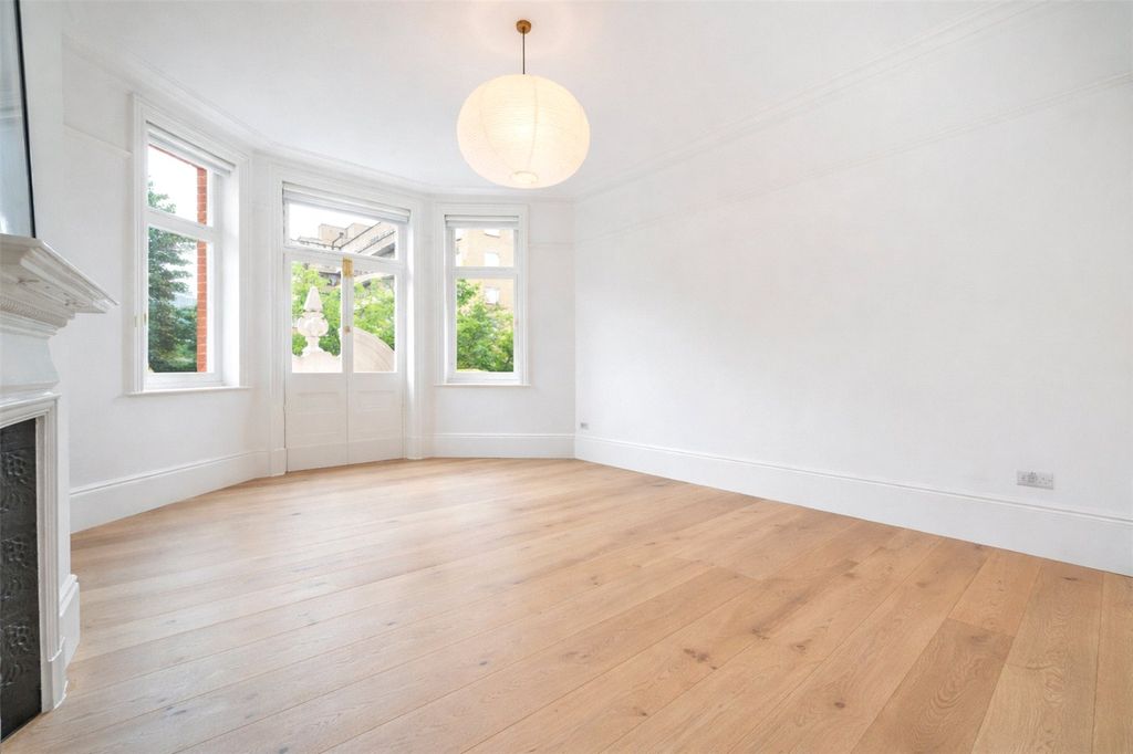 Property photo 3 of 15 Picture No. 46