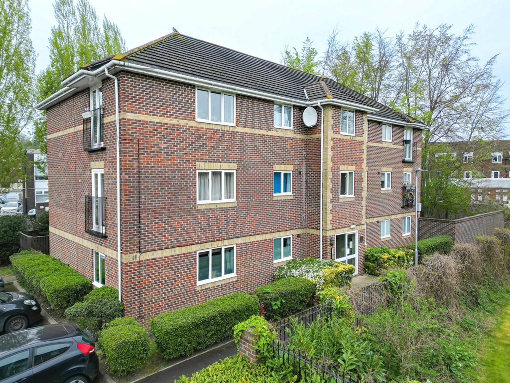 Property photo 1 of 10
