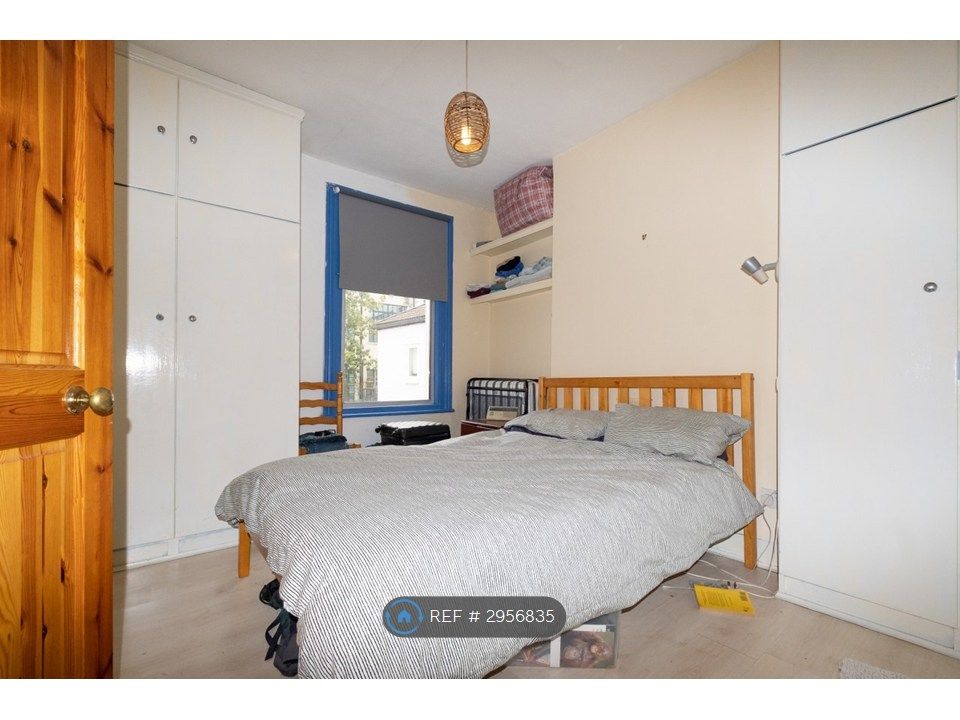 Property photo 3 of 11 Bedroom