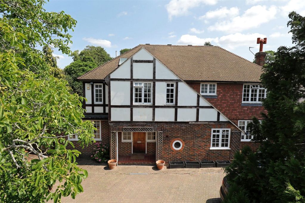 Property photo 1 of 19 Picture No. 08