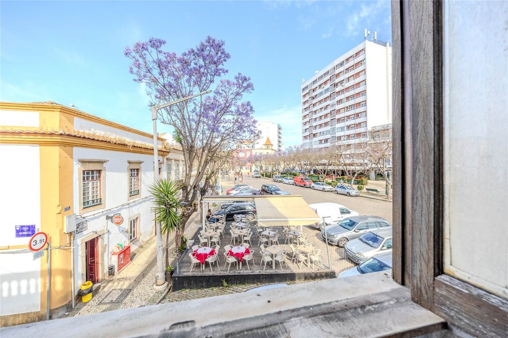 Property photo 2 of 15 Picture No. 06