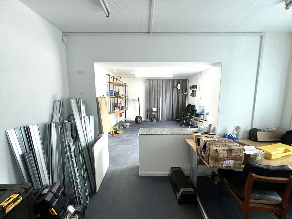 Property photo 3 of 7 Img_7883.Jpeg