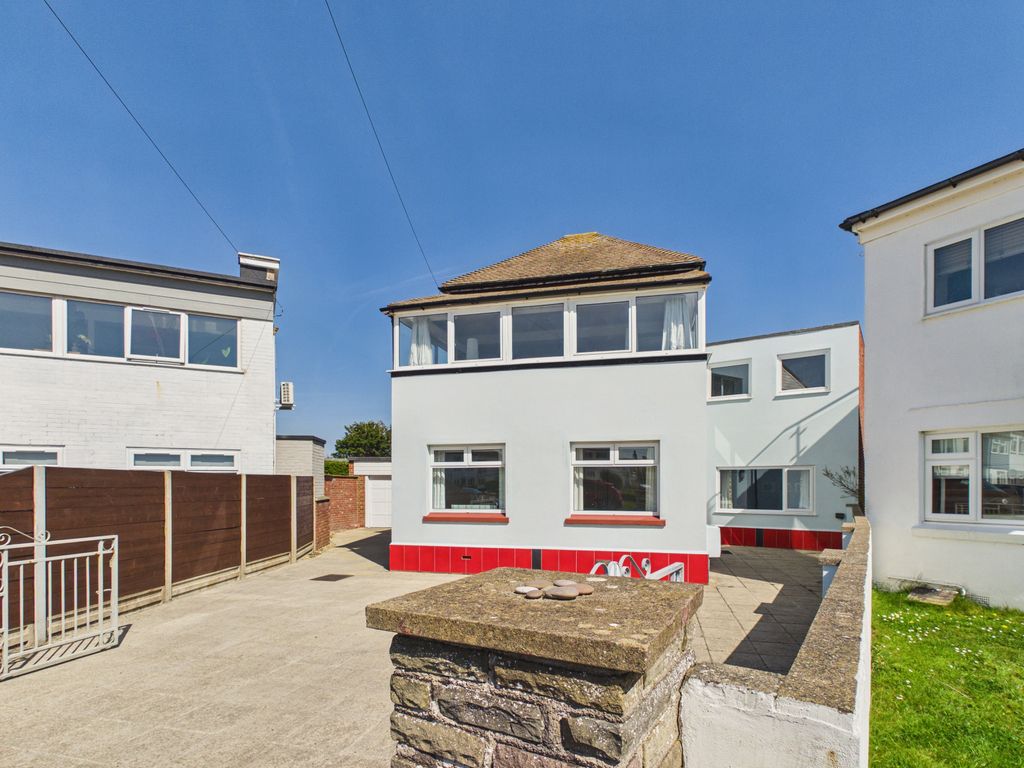 Property photo 2 of 23 Gallery