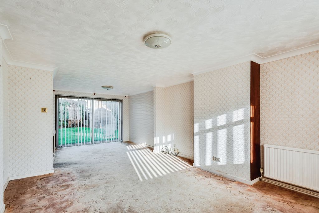 Property photo 3 of 20