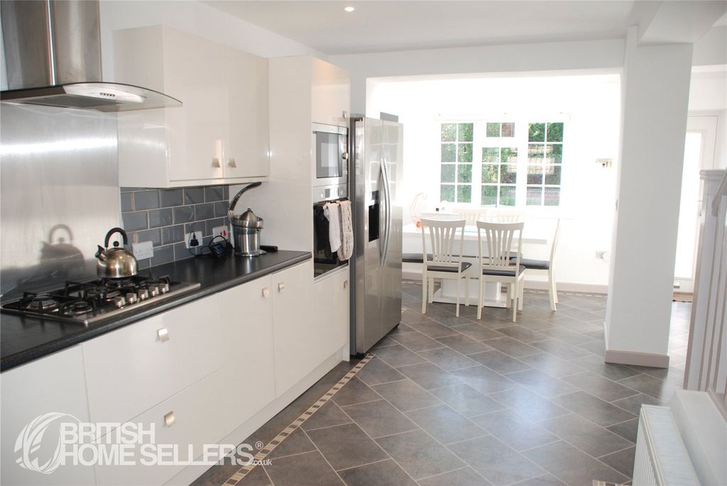 Property photo 2 of 14 Picture No. 07