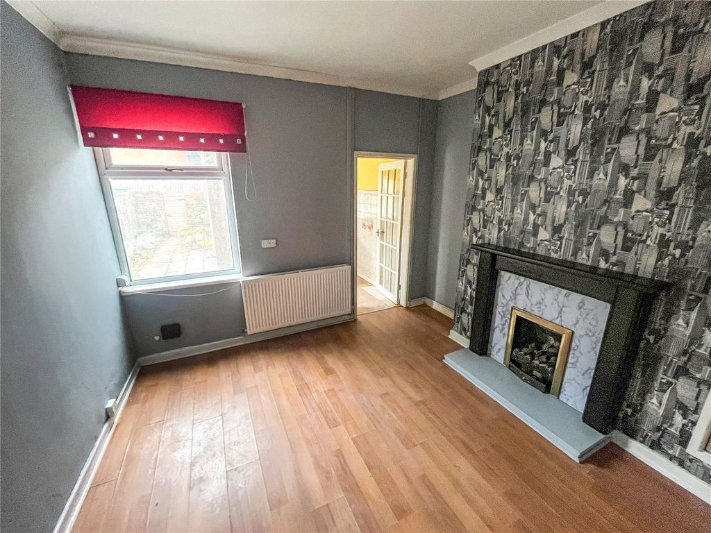 Property photo 2 of 12 Picture No. 08