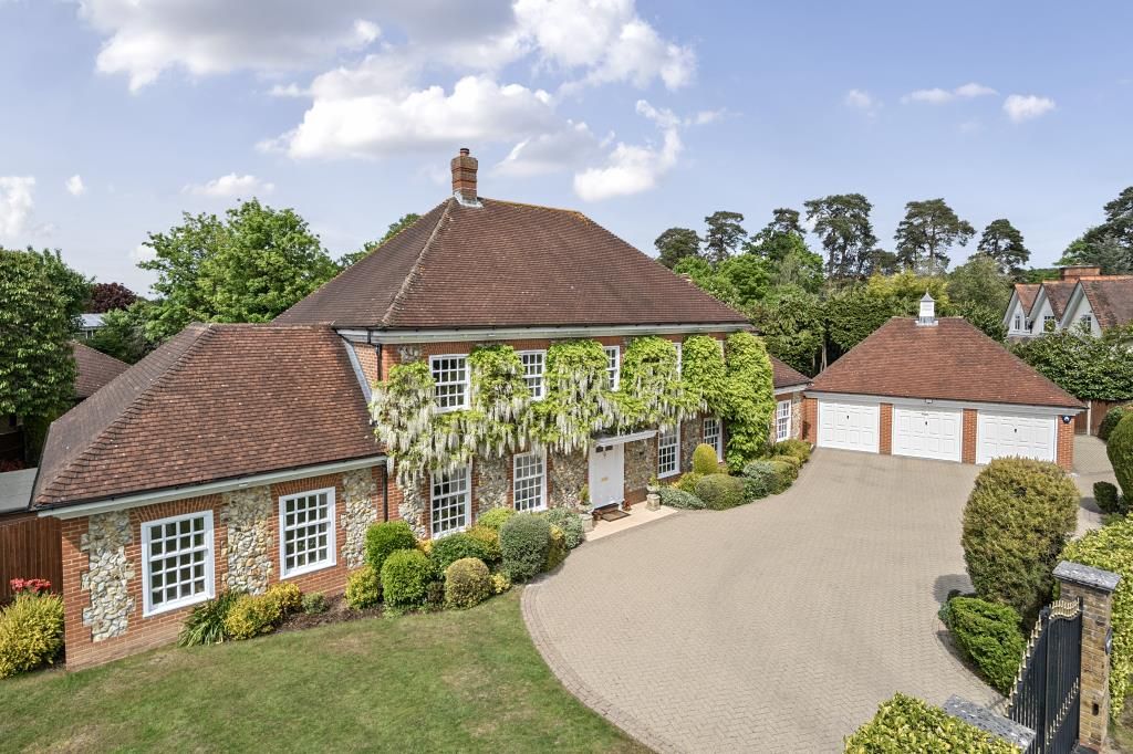 Property photo 1 of 20 External View