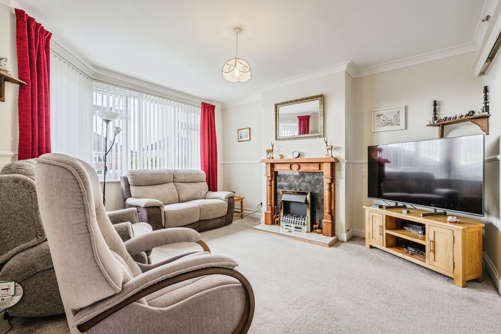 Property photo 3 of 20 Pbox-Img.Jpg