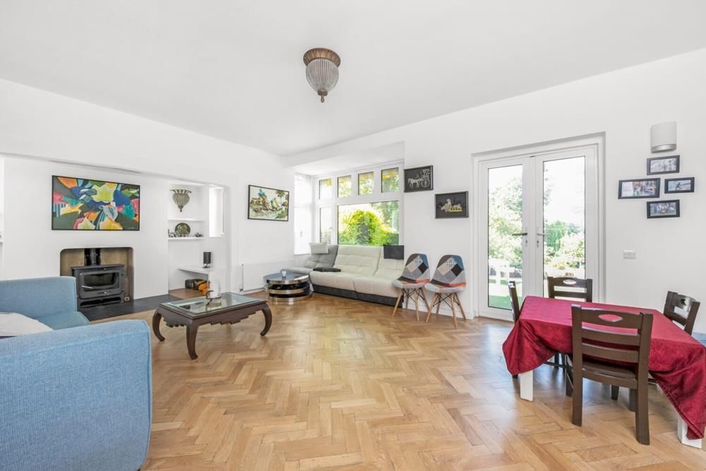 Property photo 3 of 18 3.Jpg