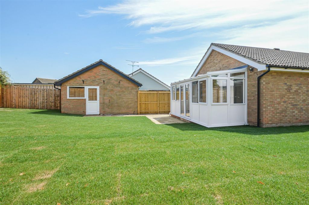 Property photo 2 of 16 9_87683.Jpg