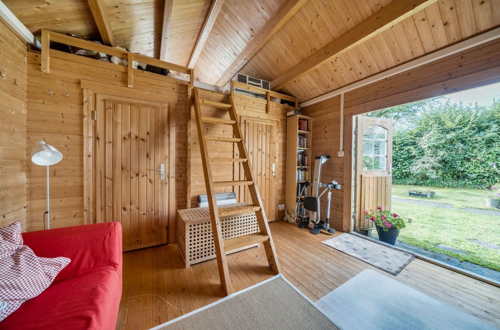 Additional image 22 of 4 bed detached house for saleSt. Marys Road, Liss GU33