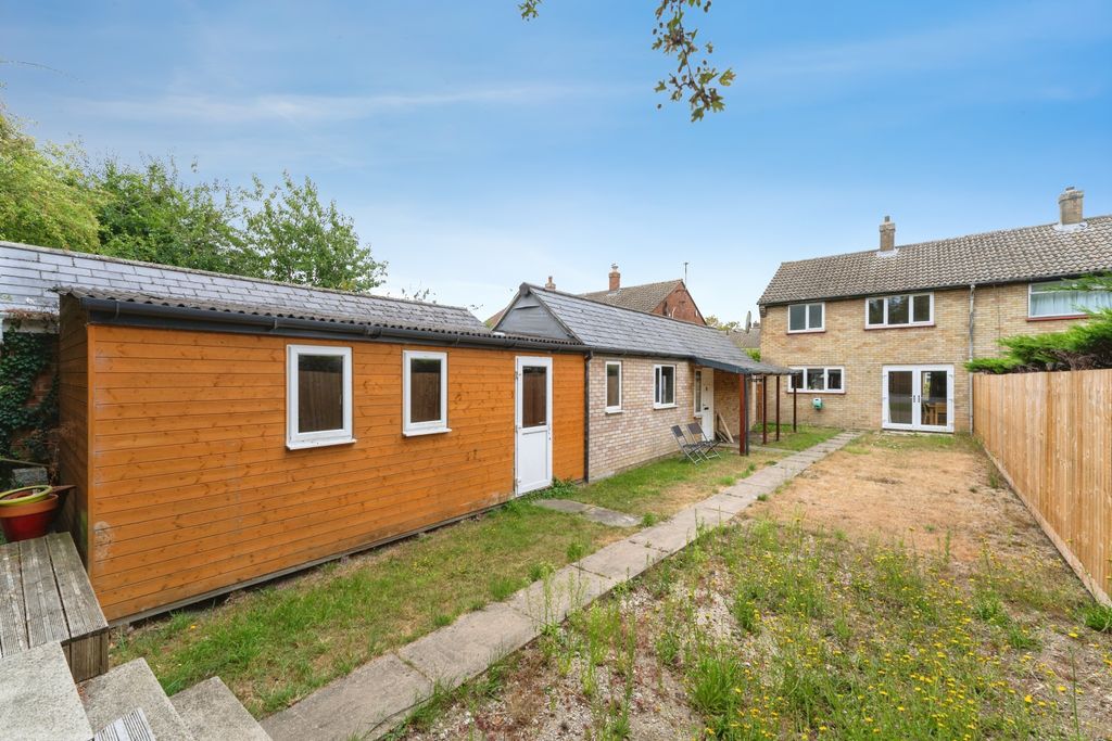 Property photo 2 of 20 Rear Garden