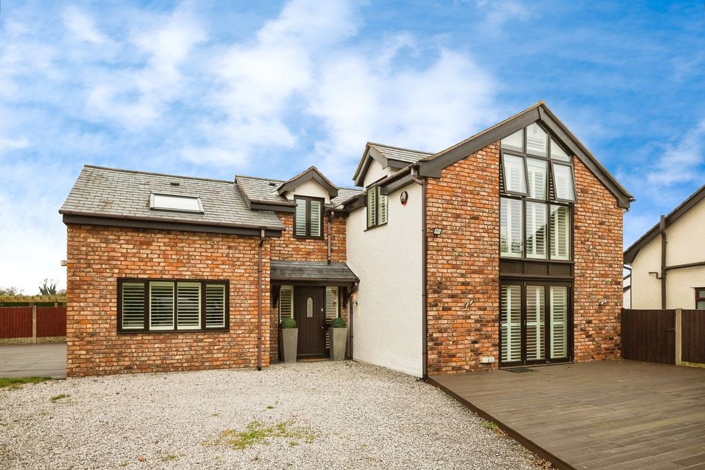 Property photo 3 of 22 Picture No. 03