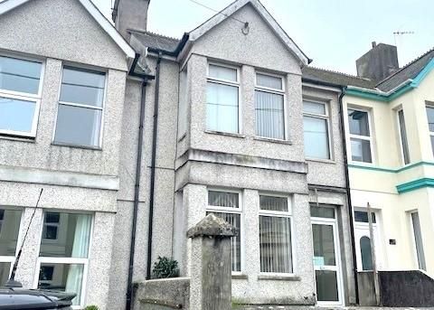 Property photo 1 of 6 Front.Jpg