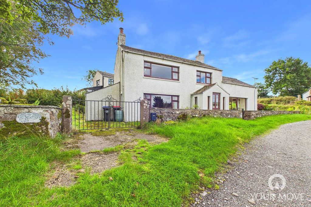 Property photo 1 of 15 Outside