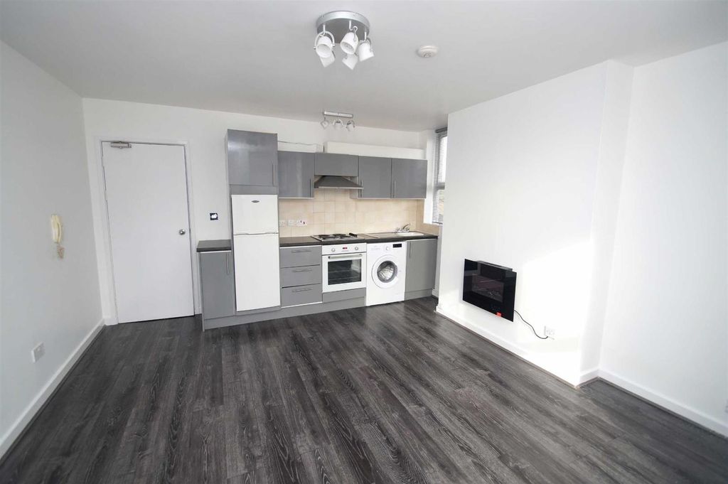 Property photo 2 of 7 Open Plan Kitchen