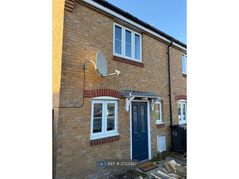 Property photo 1 of 12 Entrance