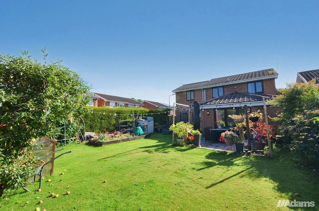 Property photo 2 of 26