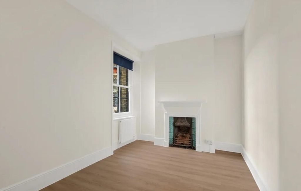 Property photo 3 of 7 Reception Teddington.Jpg