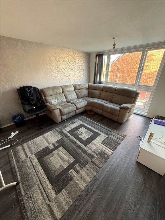 Property photo 3 of 12 Picture No. 12