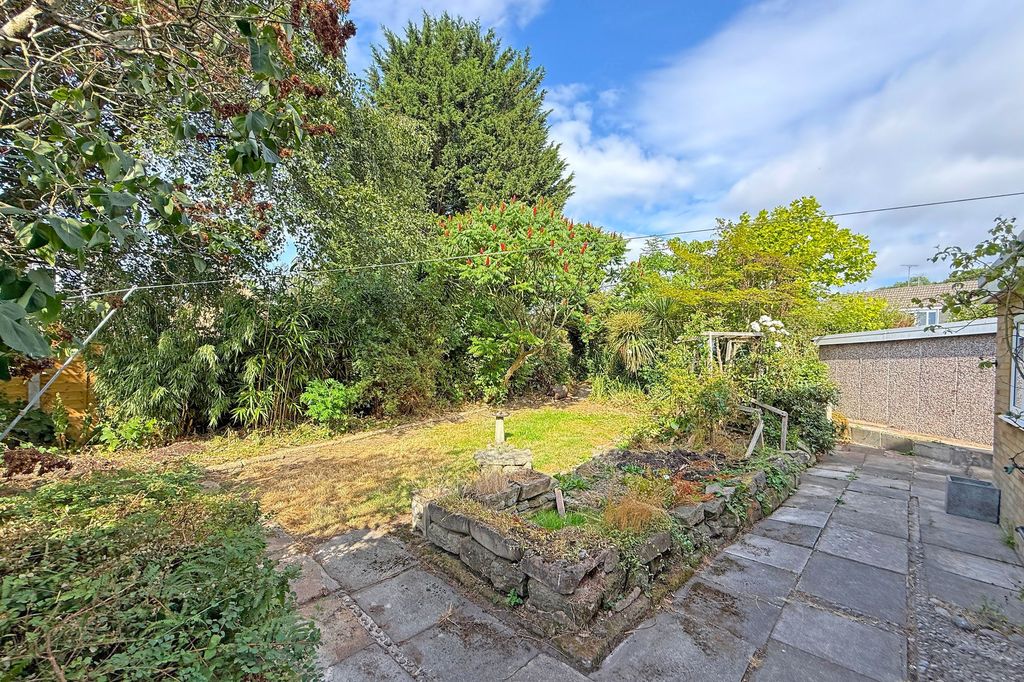 Property photo 3 of 20