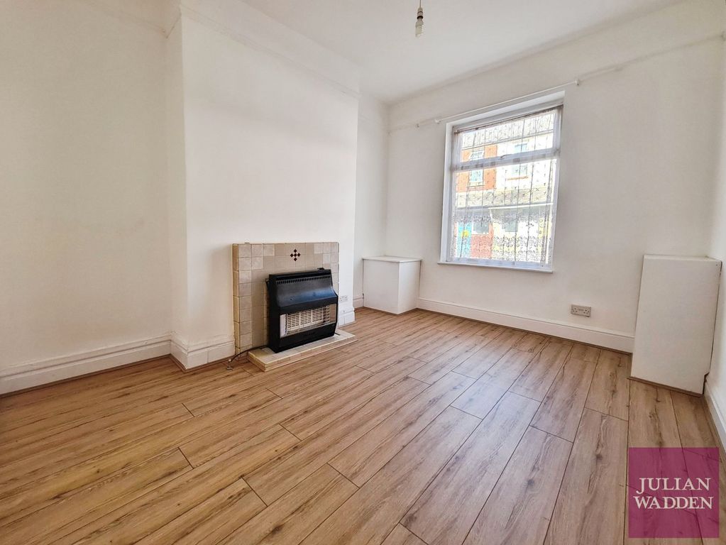 Property photo 1 of 13 Picture No. 05