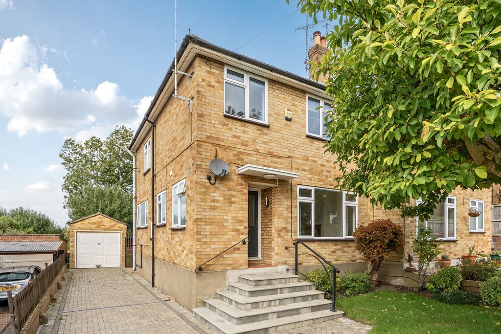 Property photo 1 of 21 1356383-33-68c99d...