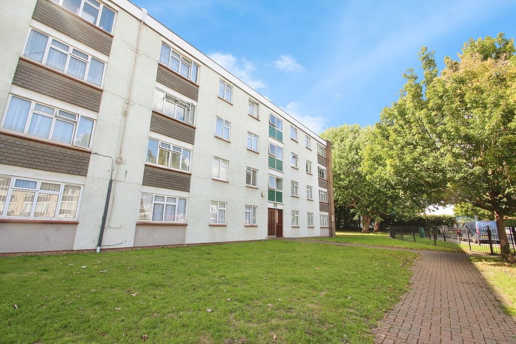 Property photo 1 of 14