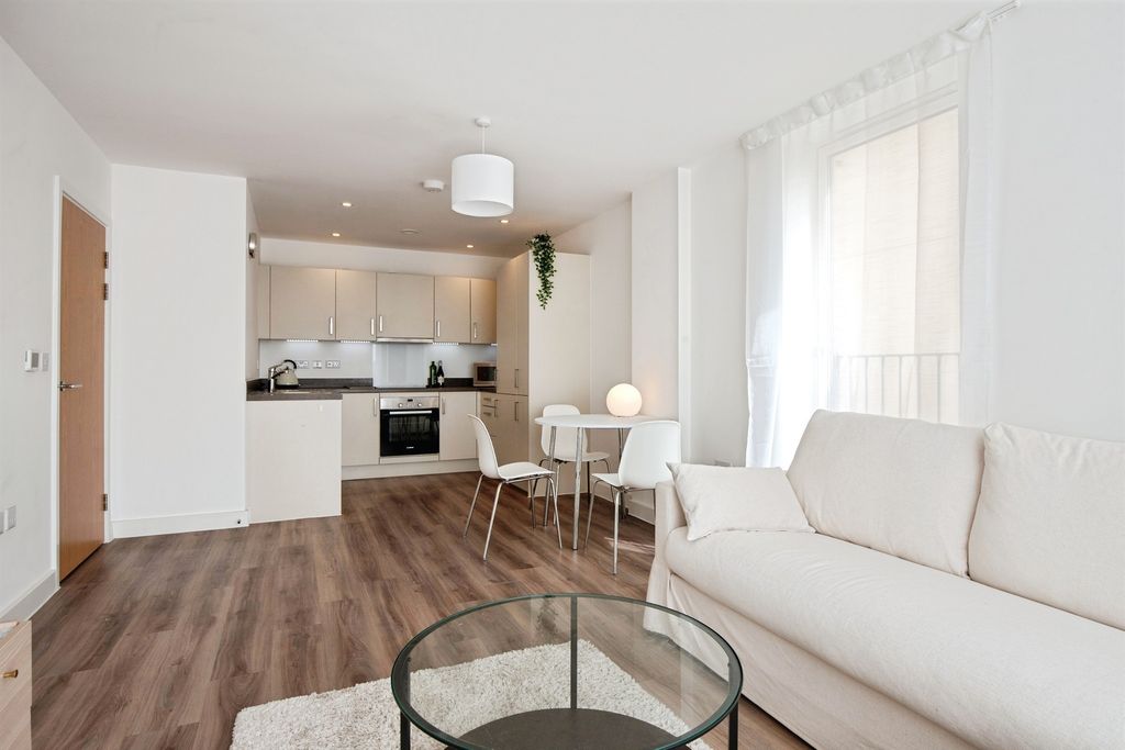 Property photo 2 of 13