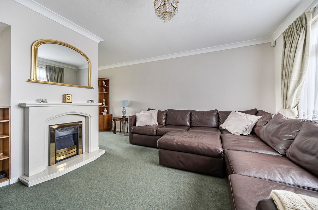 Property photo 2 of 18 1437563-20-69Cbfe...