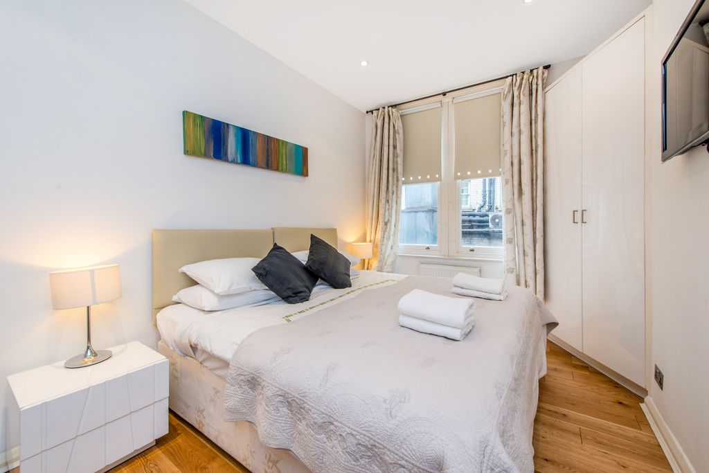 Property photo 2 of 5