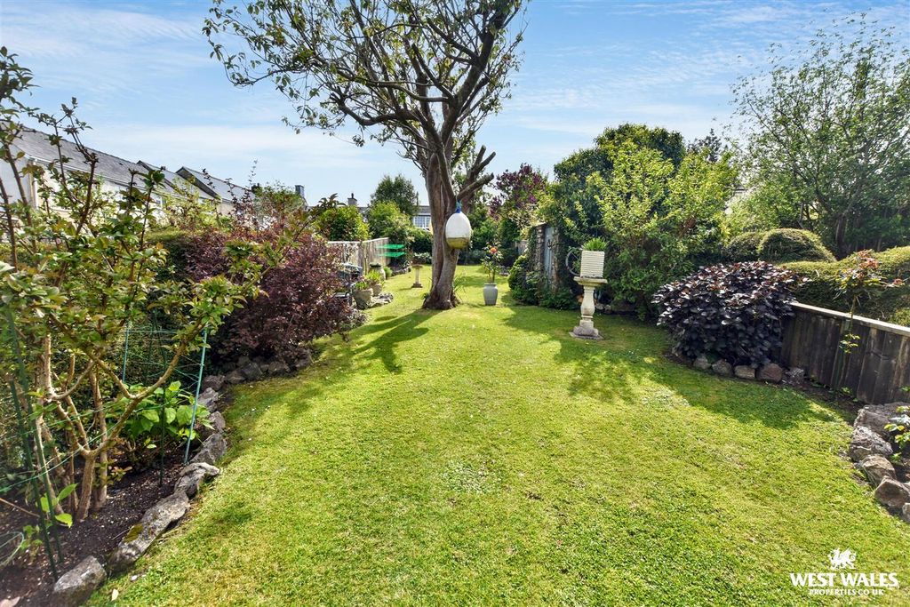 Additional image 22 of 4 bed terraced house for saleEast Back, Pembroke SA71