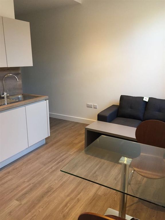 Property photo 2 of 7 Bc58d1994De5Eb0Cdbfa42Cf19B8F1Ed.Jpg