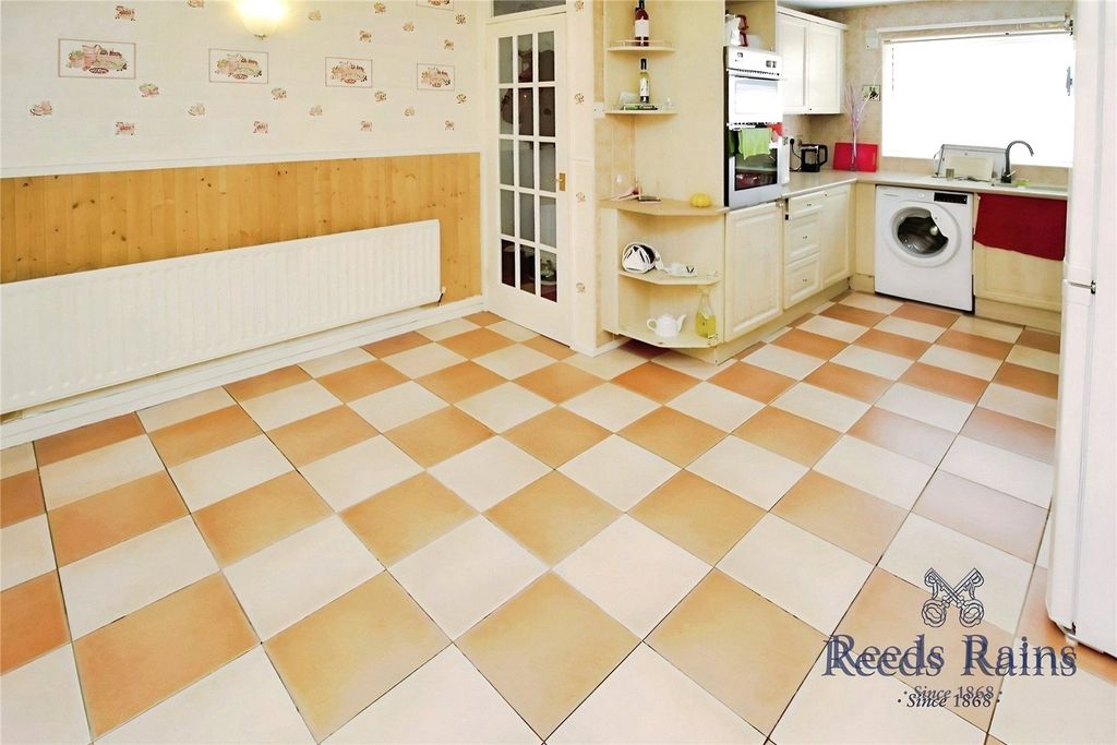 Property photo 3 of 11 Picture No. 11