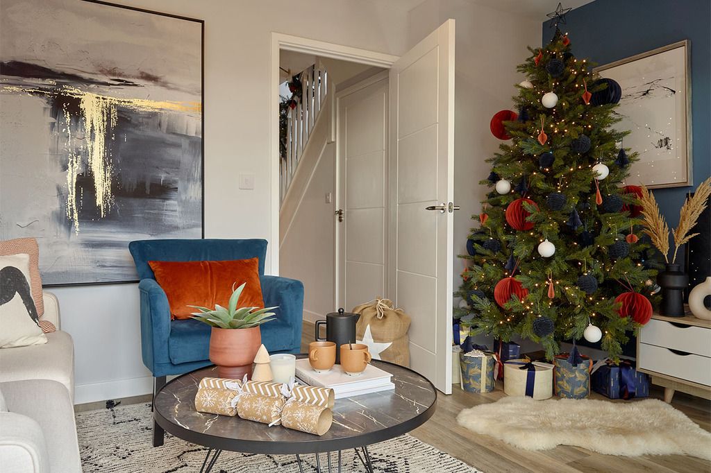 Property photo 1 of 6 L-Visw-L6920-Harcourt02