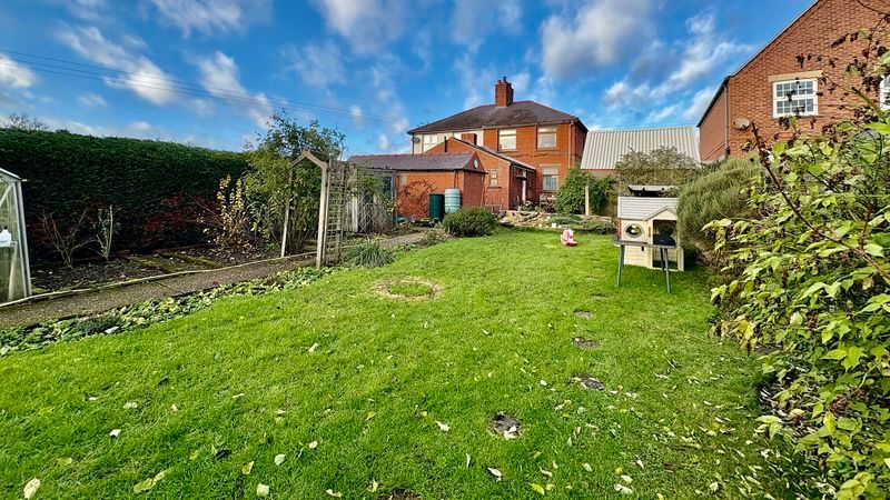 Property photo 2 of 16 Photo 13