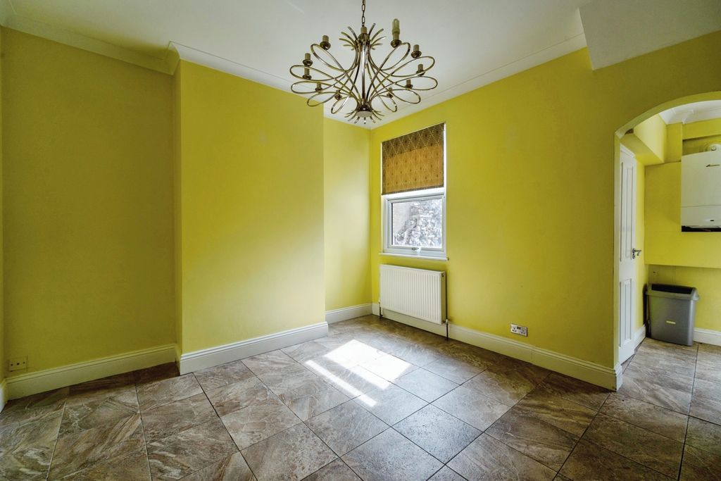 Property photo 3 of 14 Pbox-Img.Jpg
