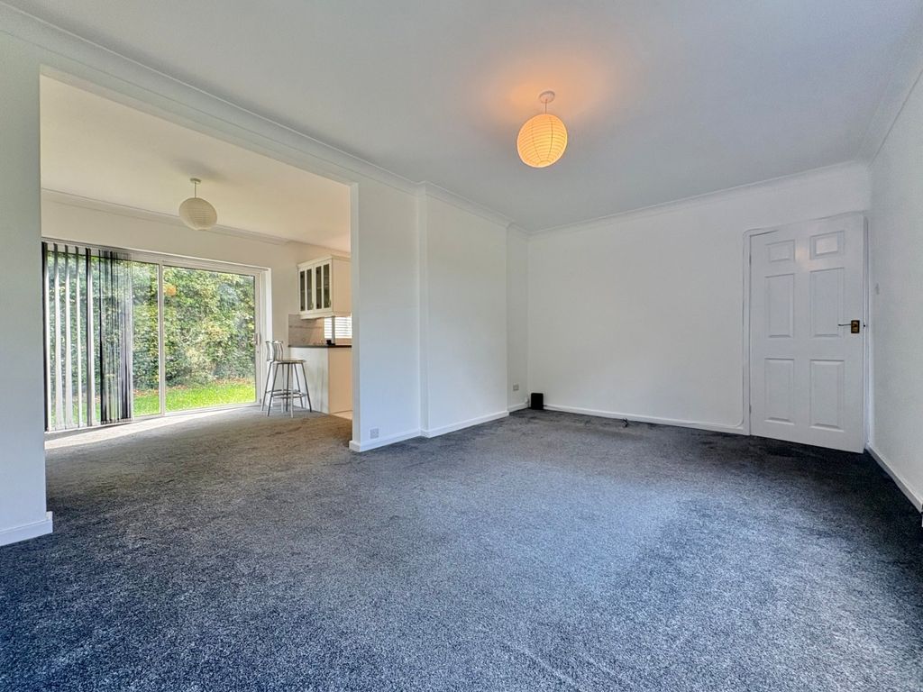 Property photo 2 of 15 Picture No. 22