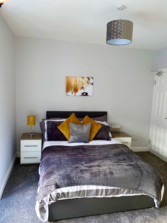 Property photo 3 of 3