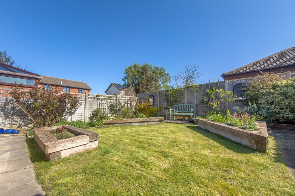 Property photo 2 of 15