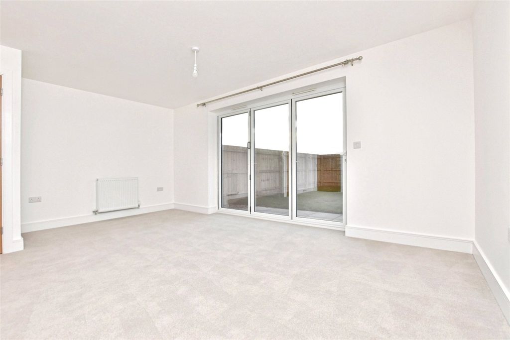 Property photo 2 of 17 Kit/Liv/Dining