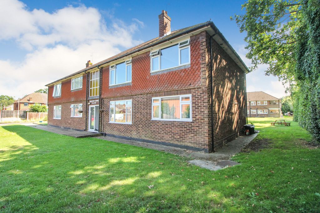 Property photo 1 of 9