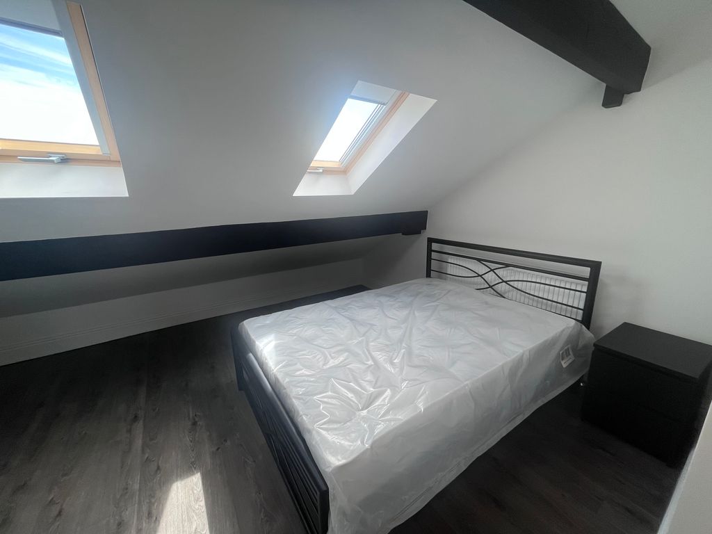 Property photo 3 of 11 Image