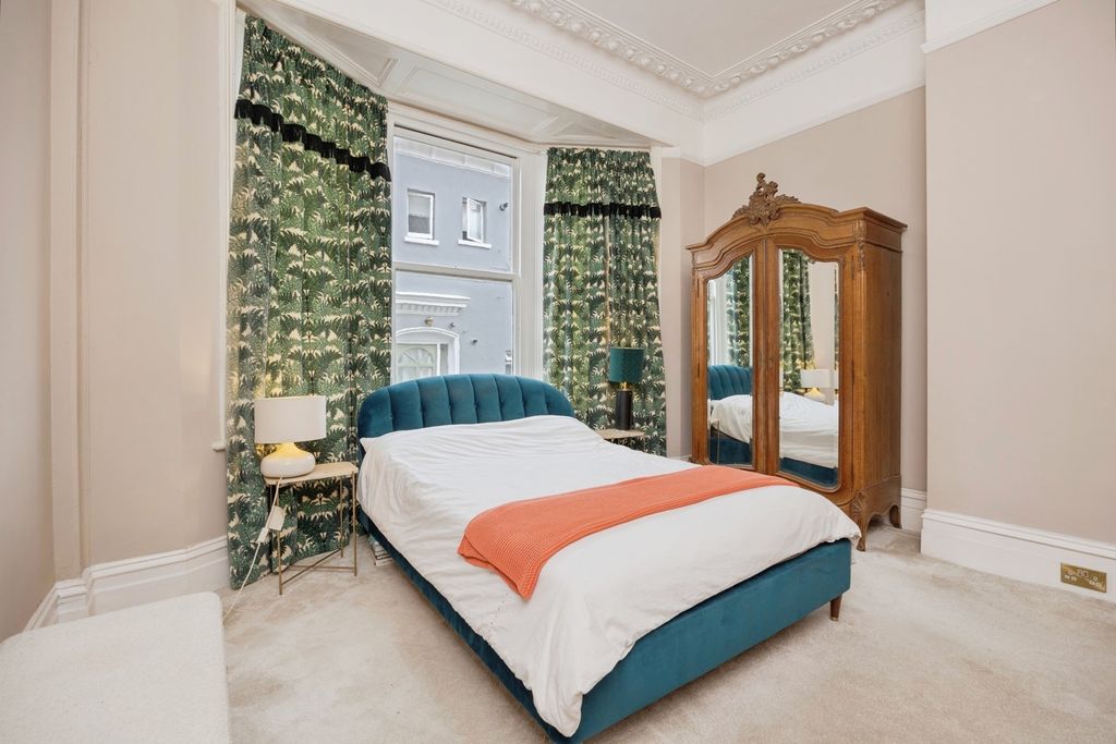 Property photo 3 of 15 Pbox-Img.Jpg