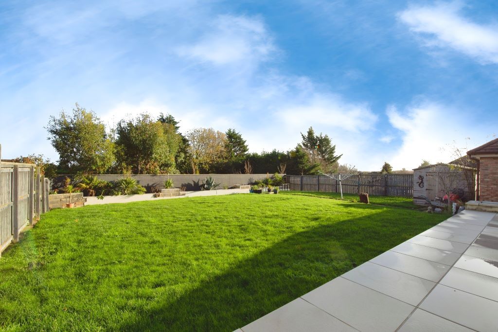 Property photo 3 of 21