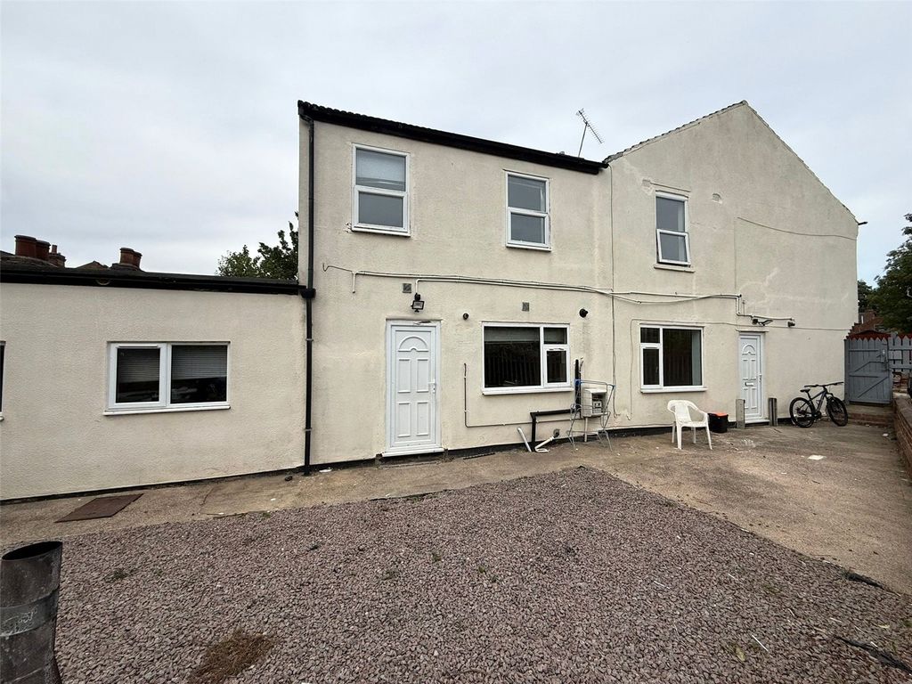 Property photo 1 of 9 Picture No. 08