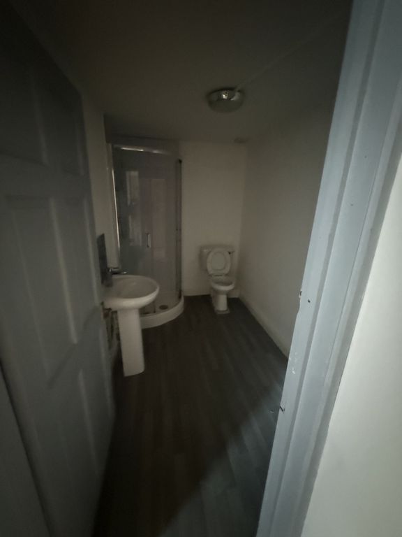 Property photo 1 of 3